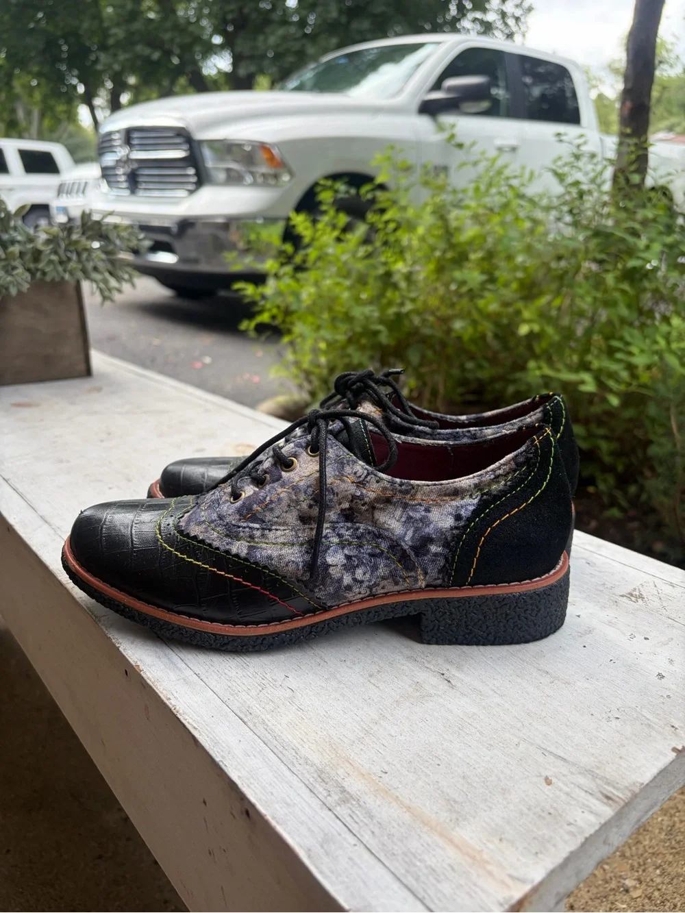 L’Artiste - Spring Step Leather Oxford Shoes Floral Rainbow Stitch – Sz. 37